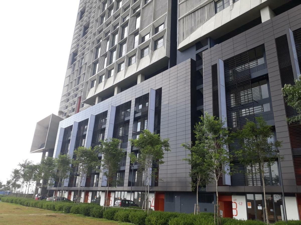 Mufasa Suites At Tamarind Suites With Wifi Netflix Coway Level 8 Cyberjaya Buitenkant foto