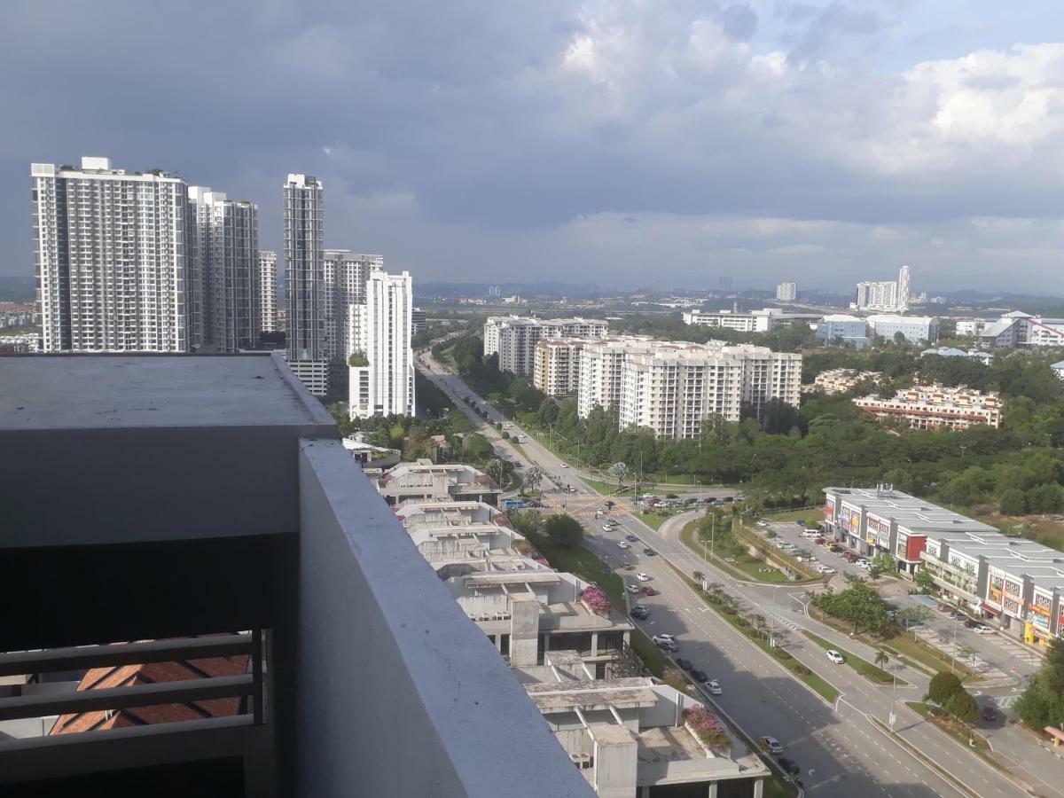 Mufasa Suites At Tamarind Suites With Wifi Netflix Coway Level 8 Cyberjaya Buitenkant foto